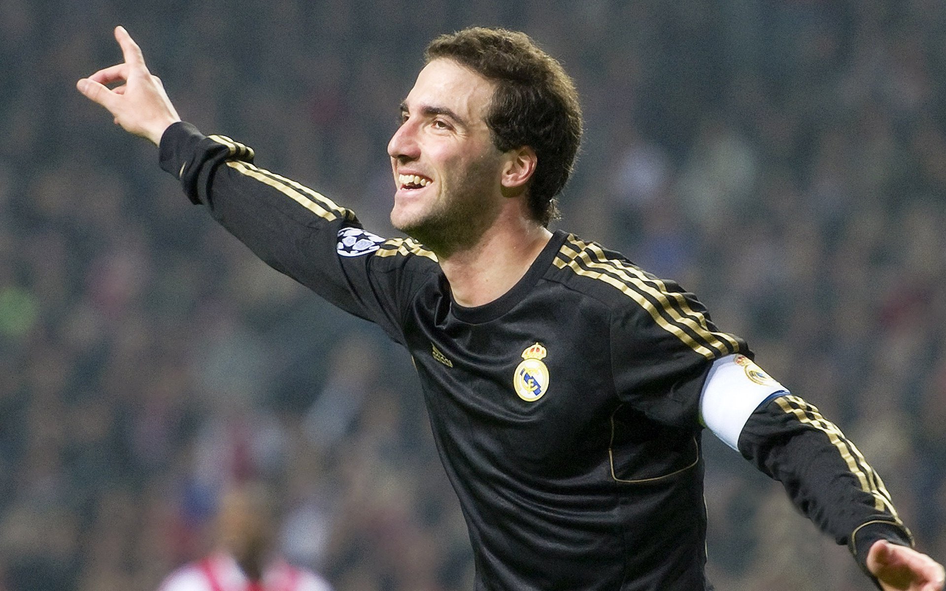 粉丝经济持续升温，电竞粉丝粘性和影响力显著增强，粉丝经济 电竞