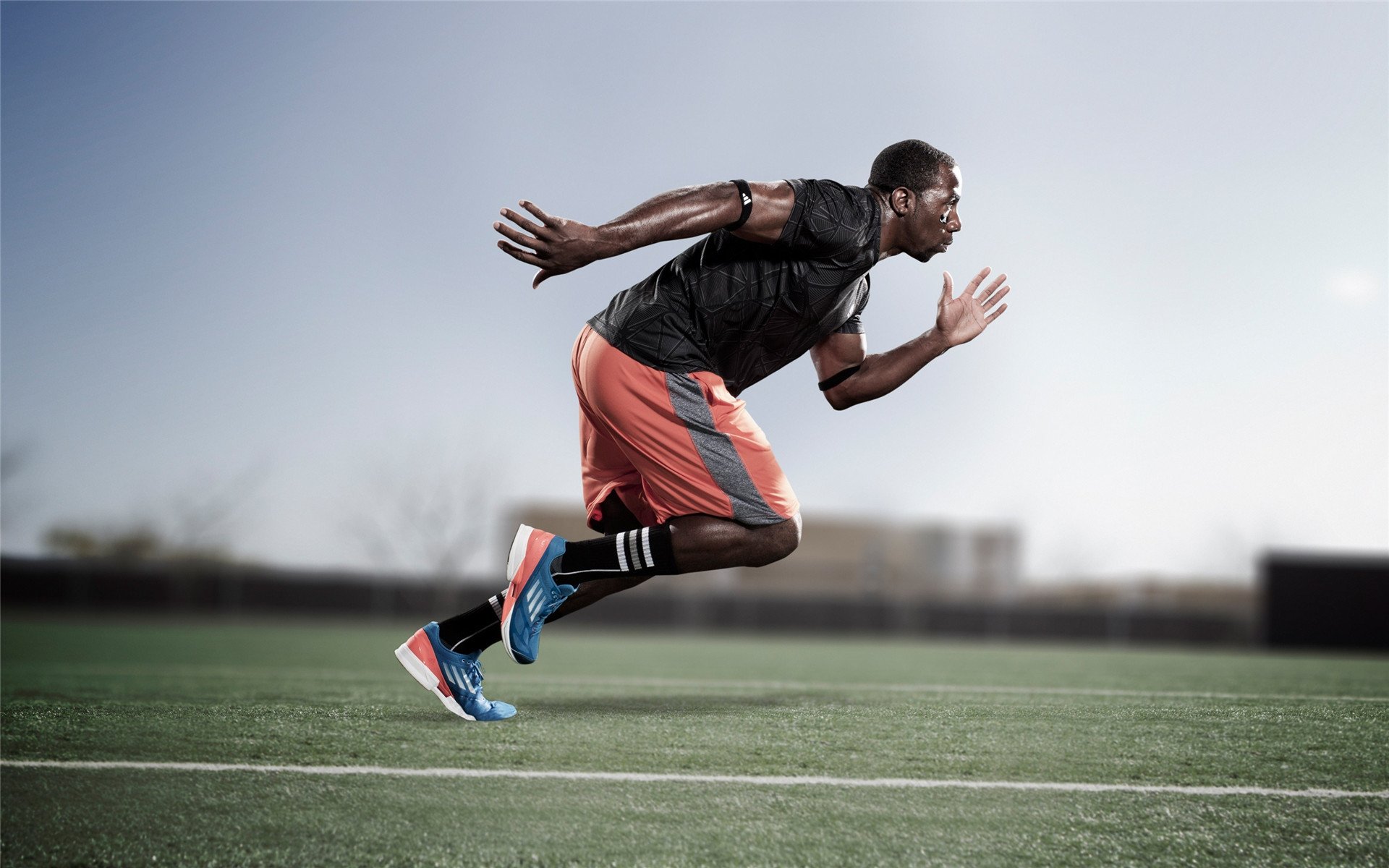 九游体育下载-_运动员公益走：传递健康与爱心_，有哪些运动员做过公益